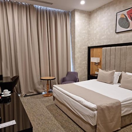 Premium Hotel Ganja Buitenkant foto