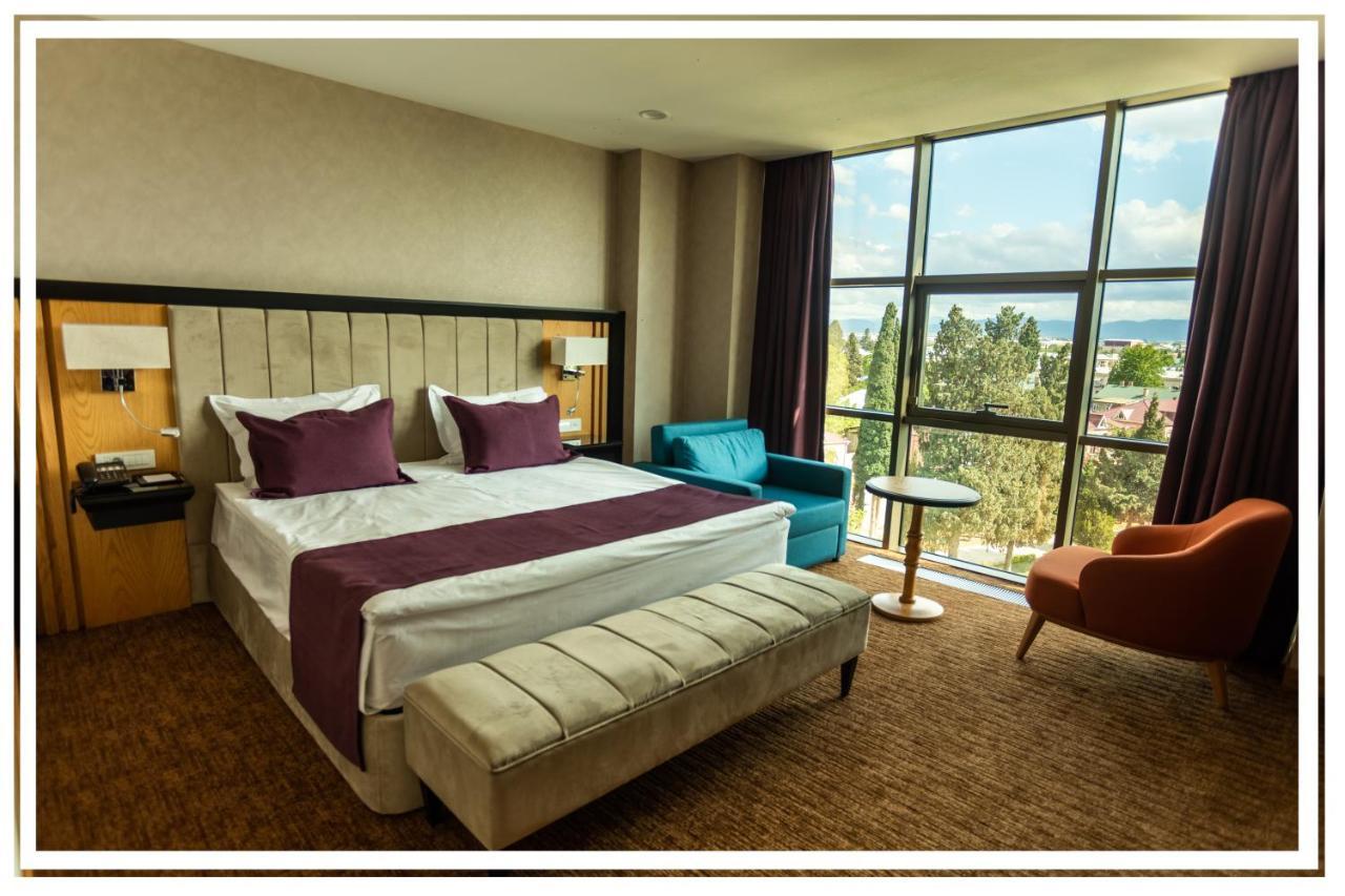 Premium Hotel Ganja Buitenkant foto