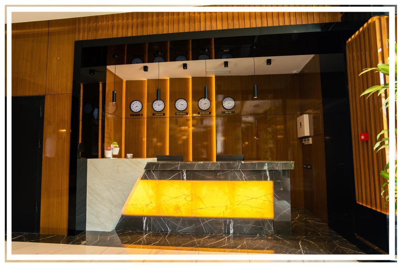 Premium Hotel Ganja Buitenkant foto