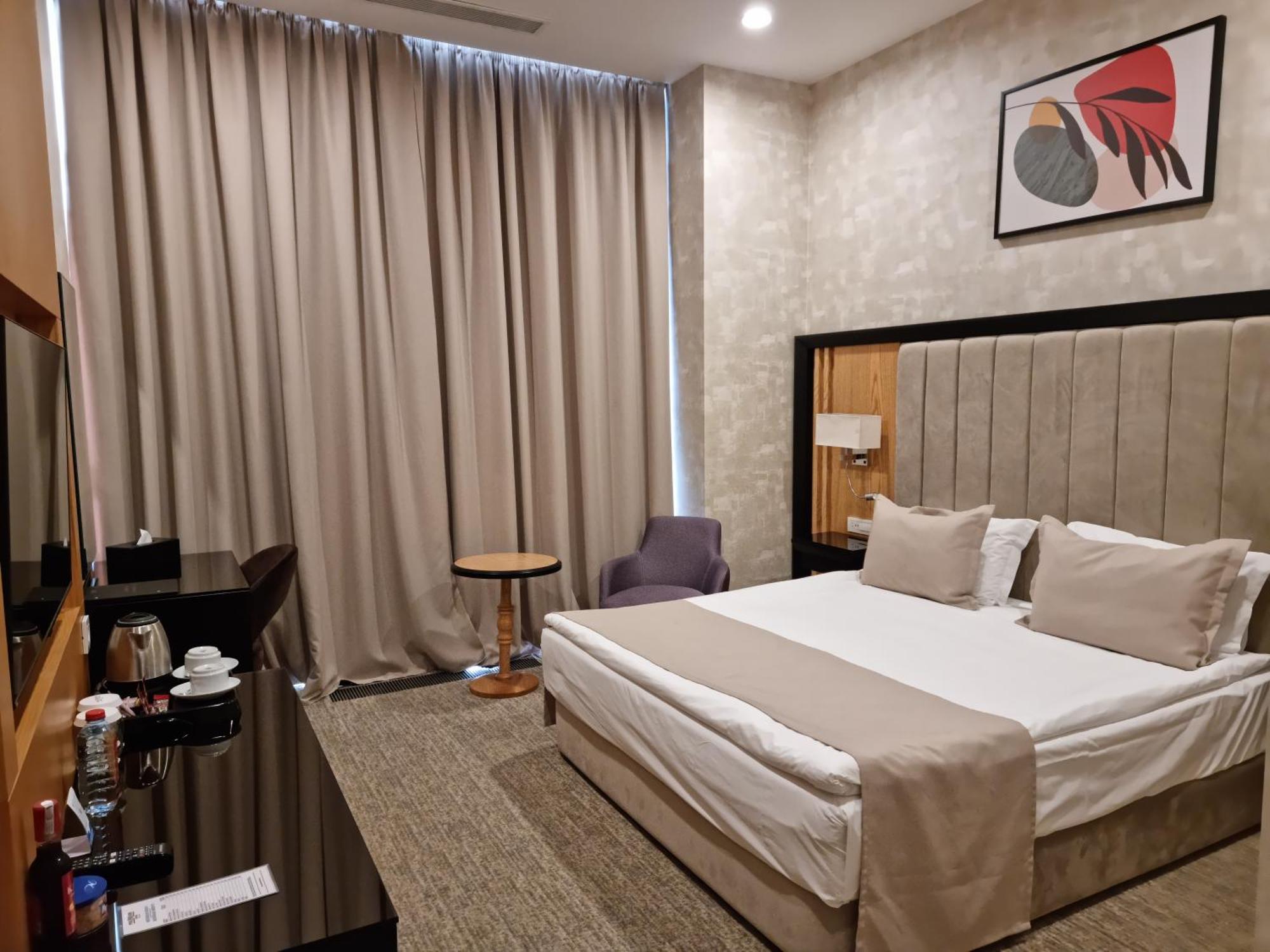 Premium Hotel Ganja Buitenkant foto