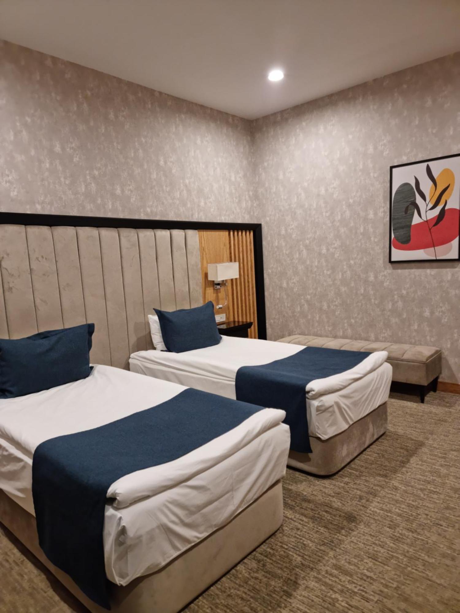 Premium Hotel Ganja Buitenkant foto